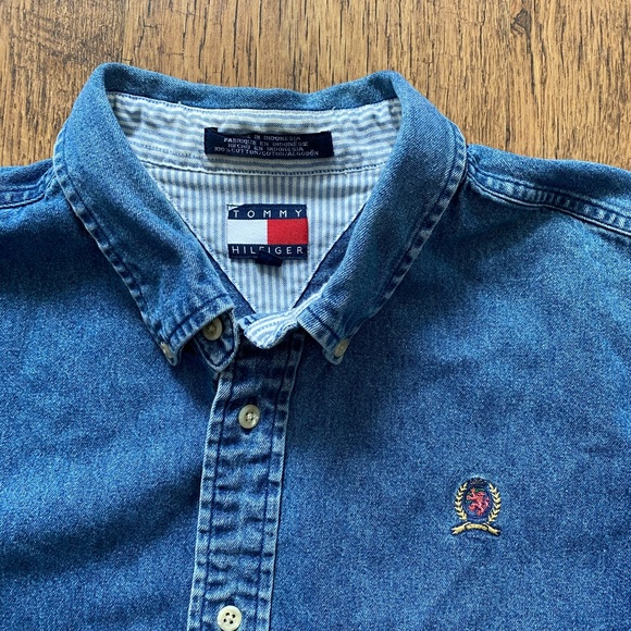 Tommy Hilfiger Denim Button-Up Shirt - Picture 2 of 2